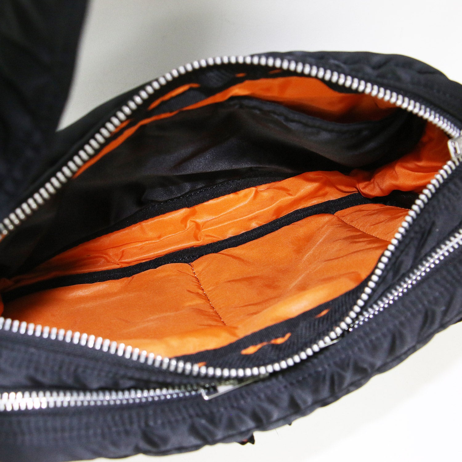 ポーター タンカー ショルダーバッグ Sサイズ クロスボディ PORTER (ポーター) タンカー ショルダーバッグ / TANKER SHOULDER BAG