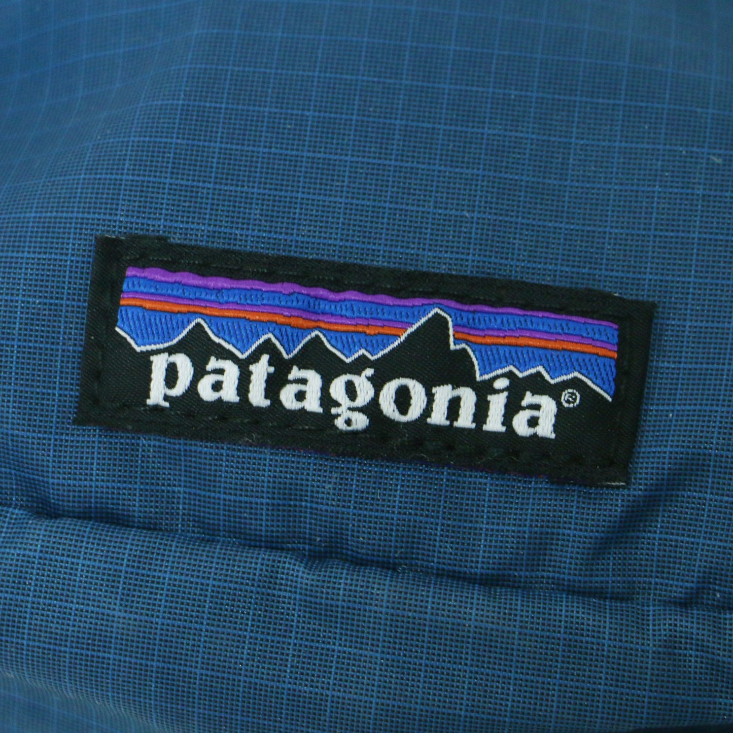 ウルトラライト ブラックホール ミニ ヒップパック / ULTRALIGHT BLACK HOLE MINI HIP PACK 49447 ボディバッグ バイカラー ナイロン