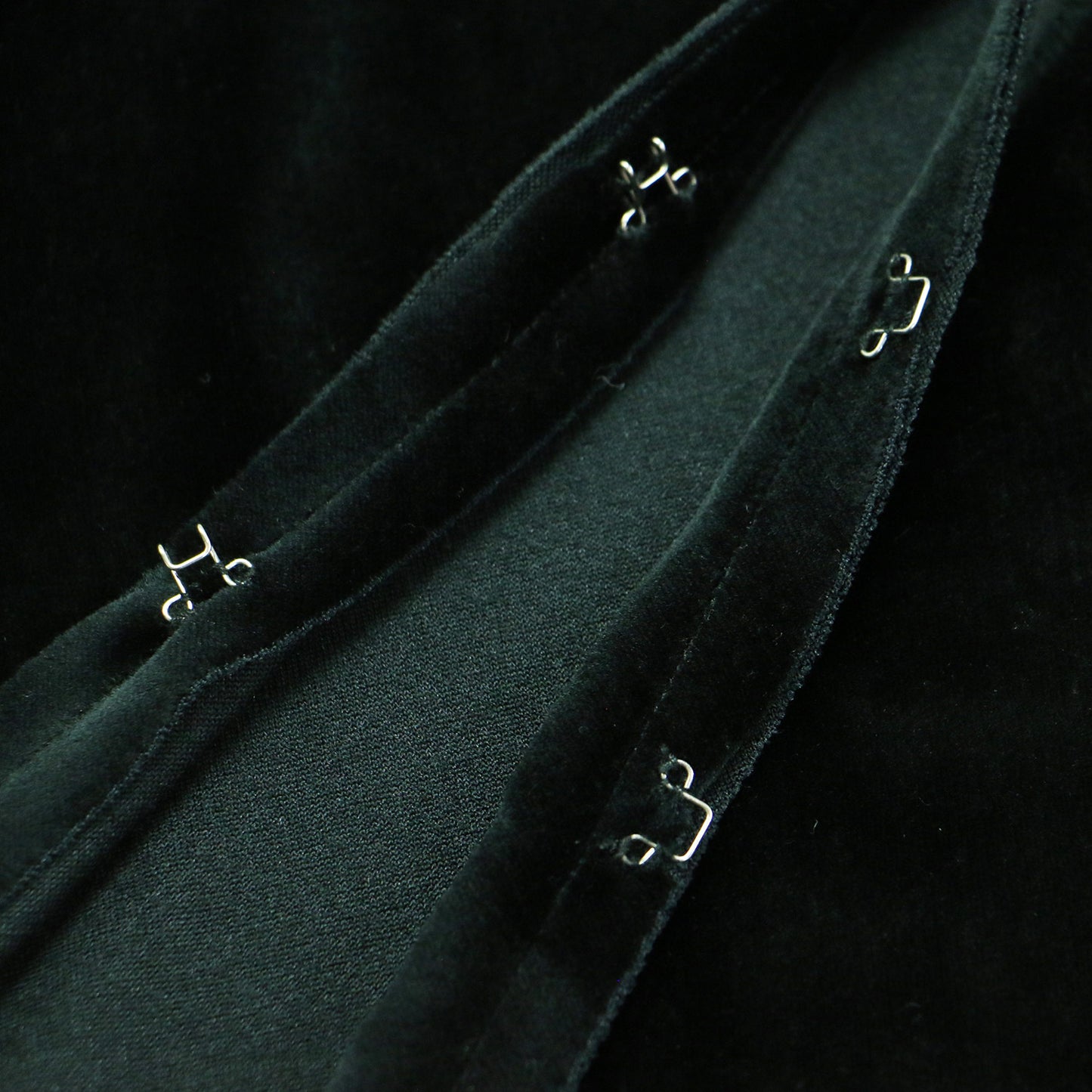 ベロア フロントホック カーディガン / becrux velour cardigan 長袖 クールネック