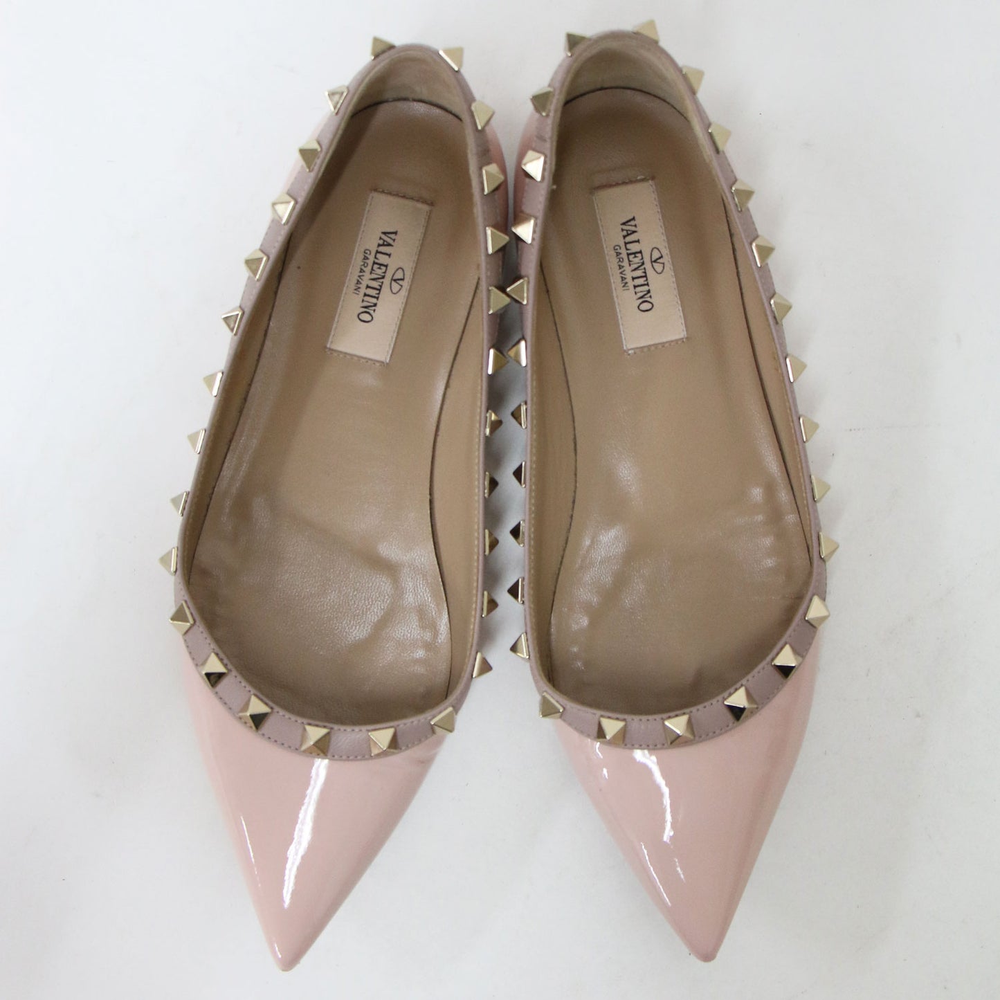 ロックスタッズ フラット パンプス / ポインテッドトゥ エナメル レザー