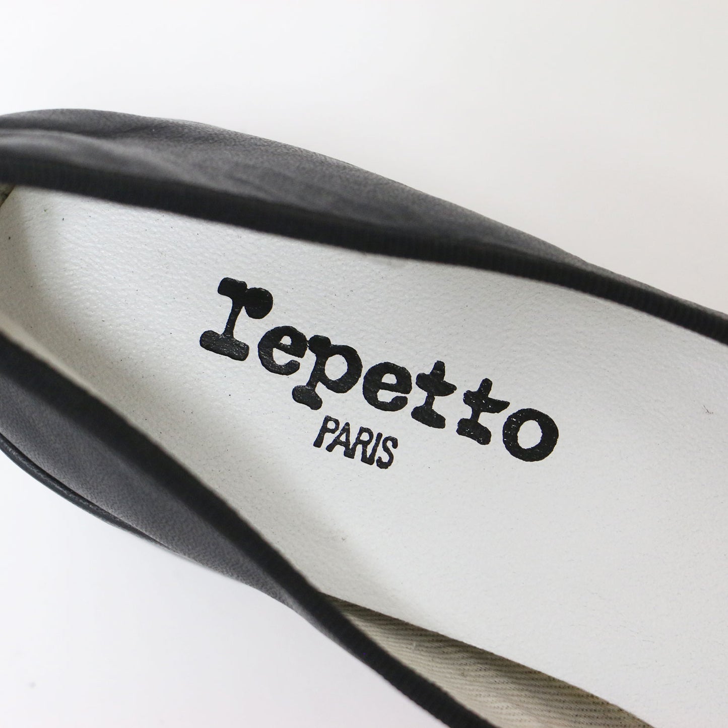 レザー バレエシューズ / BALLERINE パンプス ラウンドトゥ ローヒール