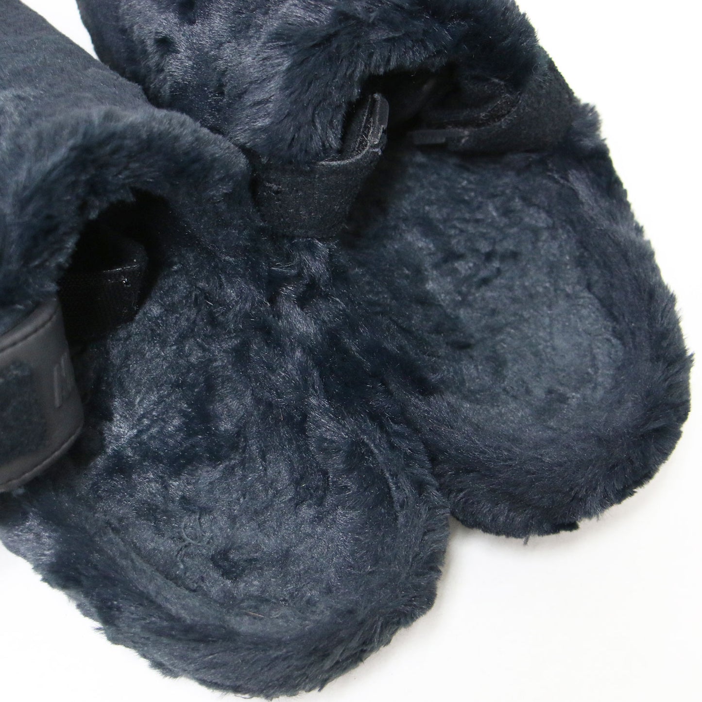 24秋冬 W CALM MULE S FZ3118-001 / カルム フェイクファー バックストラップ ミュール