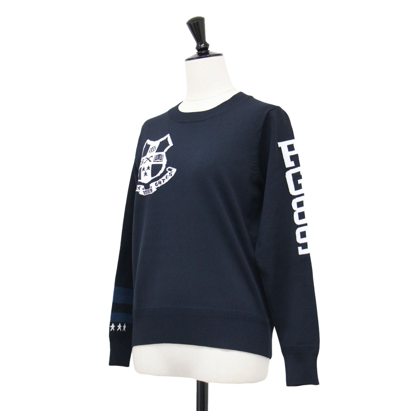 エンブレム ロゴ クルーネック ニット / プルオーバー 長袖 ライン入り ハイゲージ