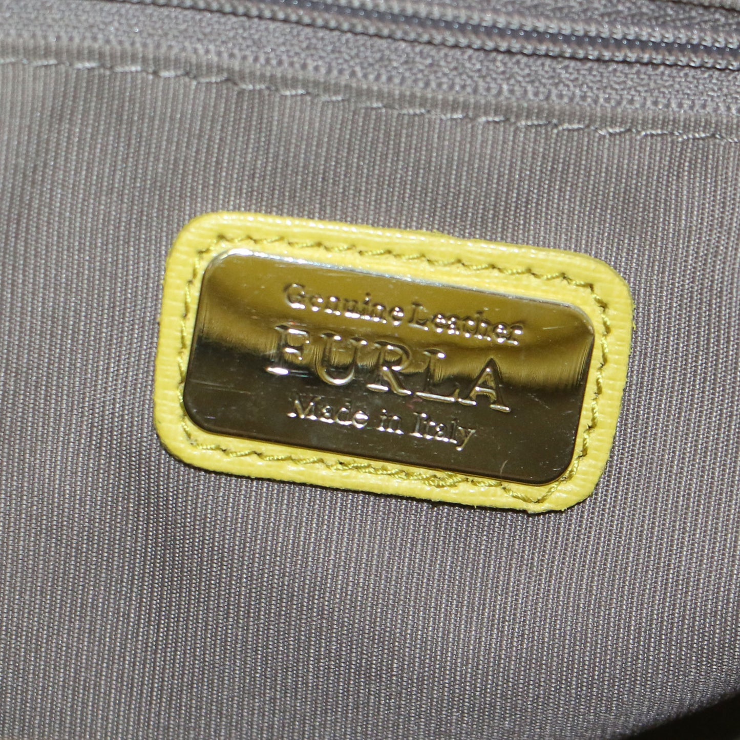 サフィアーノレザー トートバッグ / ハンドバッグ 肩掛け ロゴ