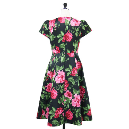 24春夏 ローズプリント タック フレアー ドレス / ワンピース 半袖 膝丈 フレア リボン 総柄