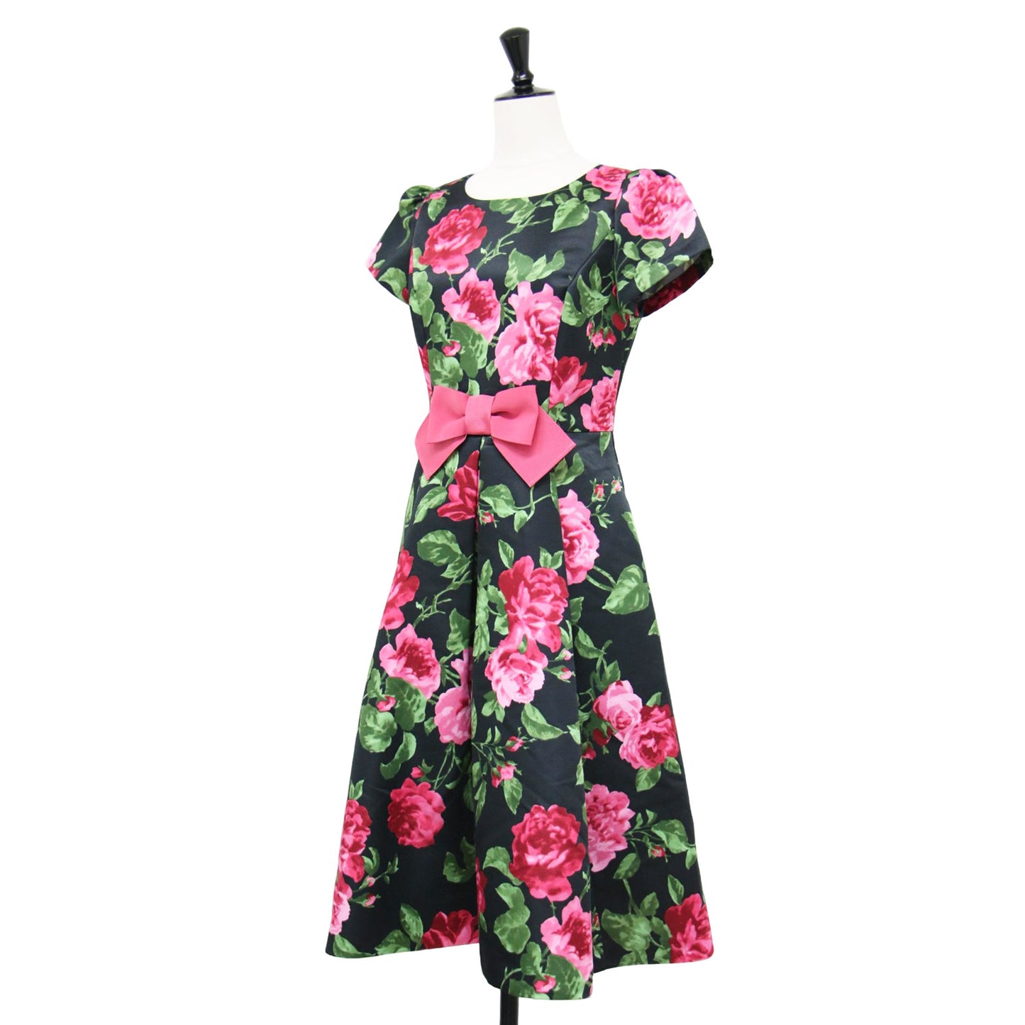 24春夏 ローズプリント タック フレアー ドレス / ワンピース 半袖 膝丈 フレア リボン 総柄