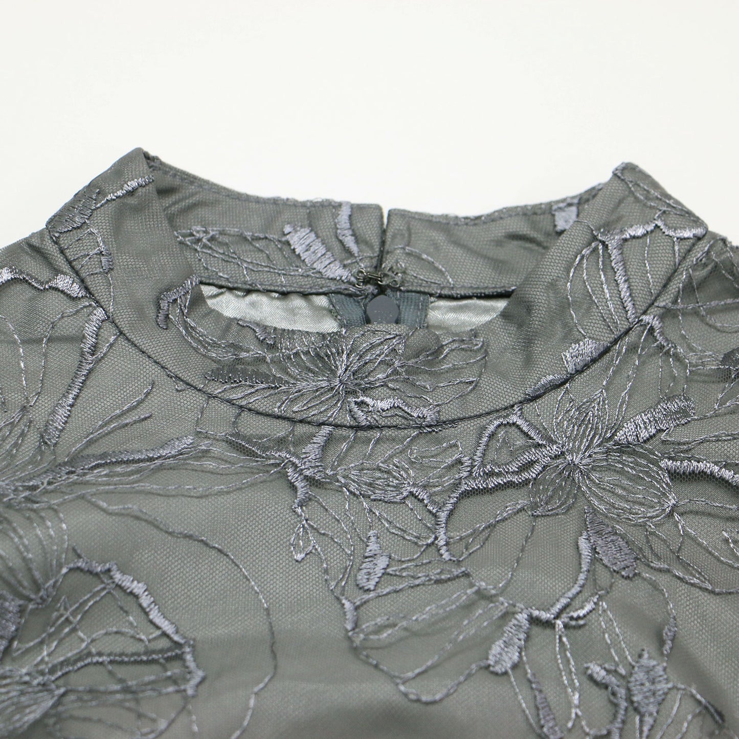 チュール レース 刺繍 ワンピース / ドレス 長袖 マキシ丈 フレア シアー