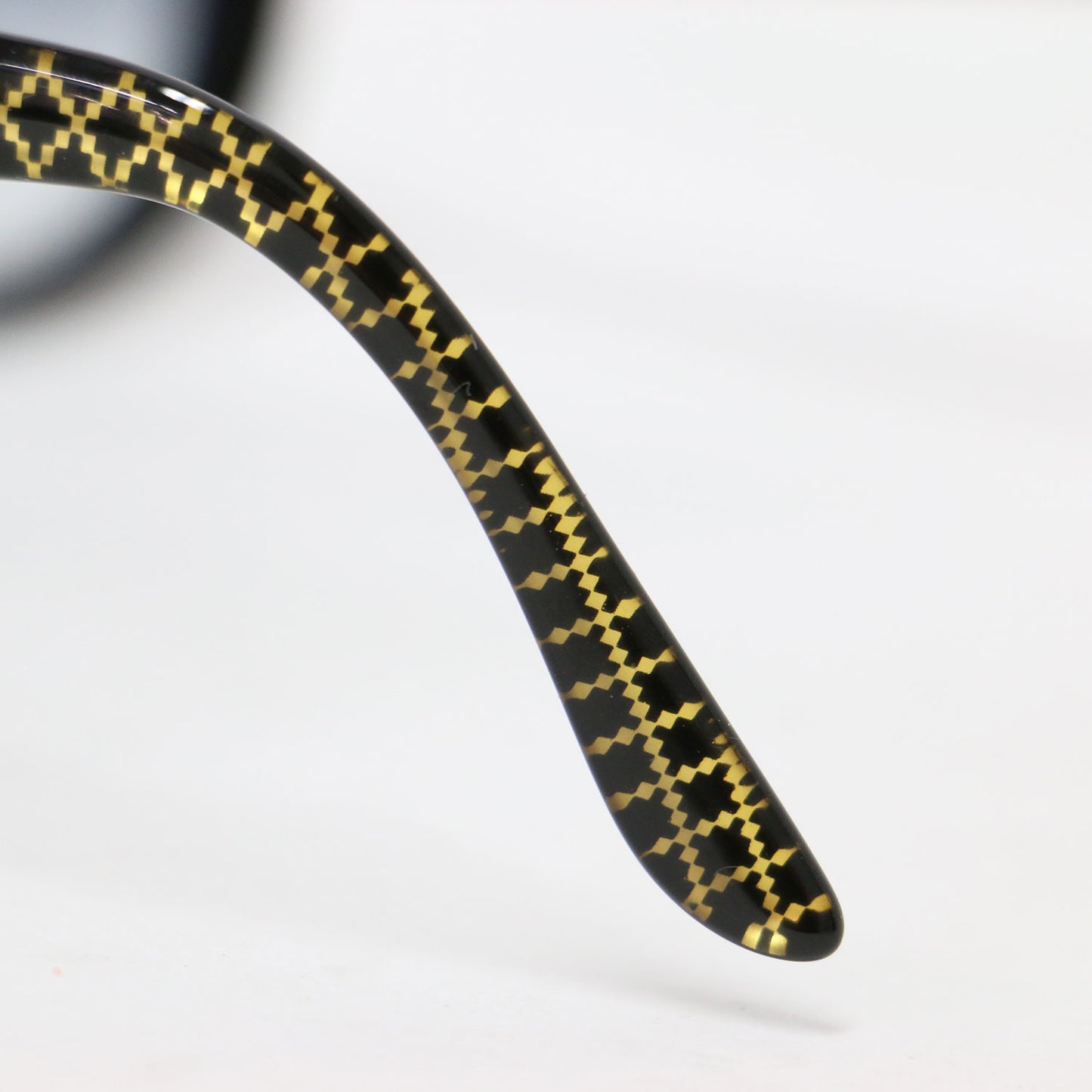 サングラス GG3594 / アイウェア オーバル セルフレーム グラデーションレンズ