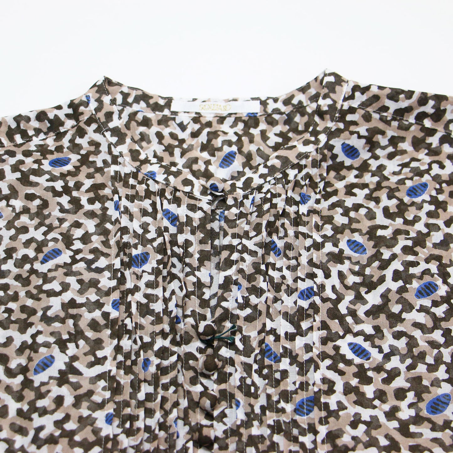 23春夏 コットン プリント ノースリーブ ブラウス / シャツ クルーネック タック シアー Aライン 総柄