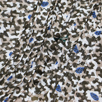 23春夏 コットン プリント ノースリーブ ブラウス / シャツ クルーネック タック シアー Aライン 総柄