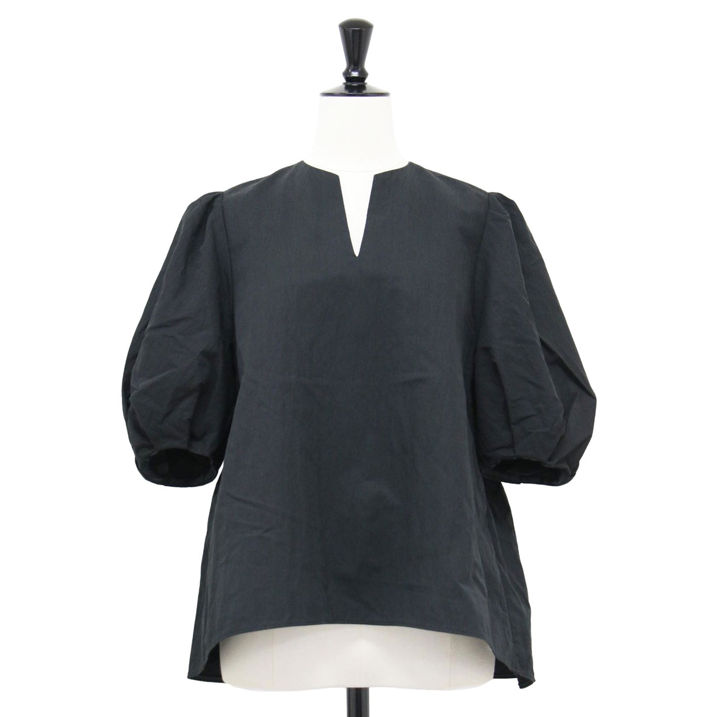 23春夏 ハイカウントギャバジン パフスリーブ ブラウス / プルオーバー 5分袖 キーネック パフスリーブ ギャザー フレア コットン