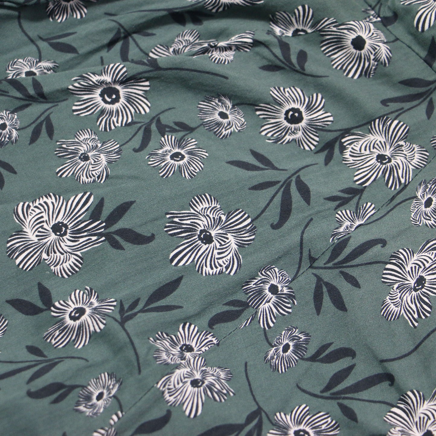 × UNITED ARROWS 別注 マドモアゼルのドレス / ワンピース 長袖 Vネック ロング丈 花柄 フレア コットン