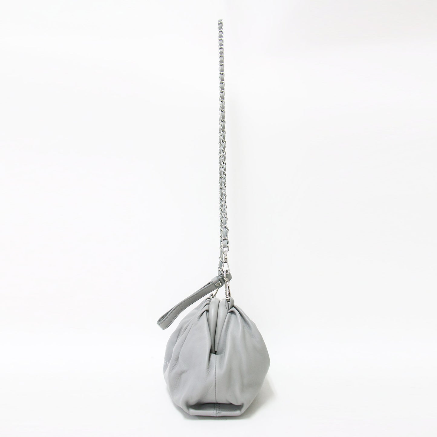 レザー チェーン ショルダーバッグ / POCHETTE GRANDE クラッチ 肩掛け クロスボディ タック