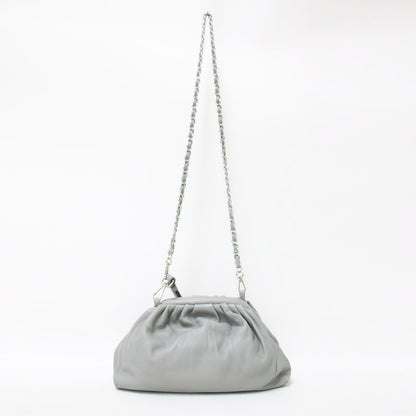 レザー チェーン ショルダーバッグ / POCHETTE GRANDE クラッチ 肩掛け クロスボディ タック
