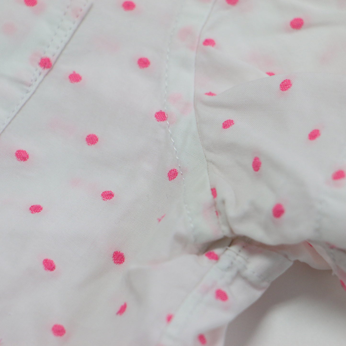 ドット 半袖 シャツ / ブラウス ボックスシルエット コンパクト ヘムライン 胸ポケット