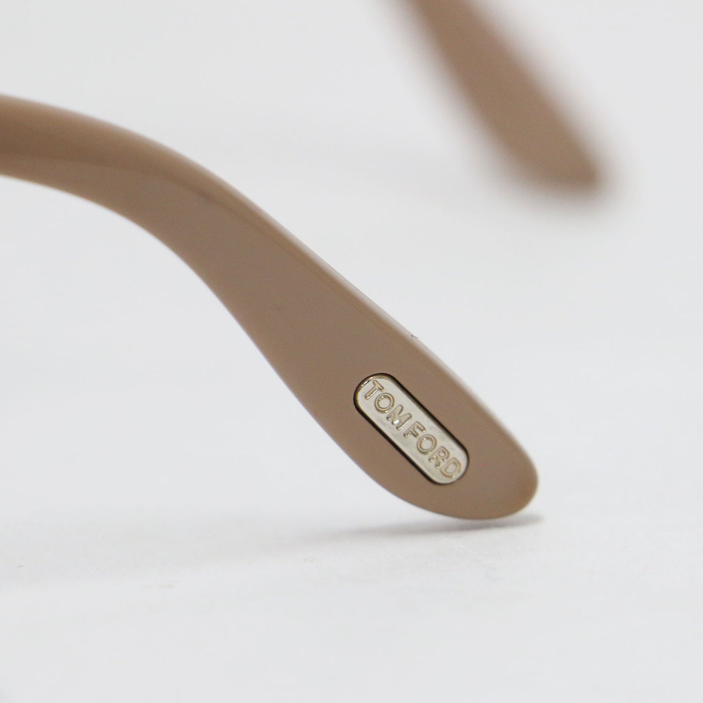 モニカ オーバル サングラス / Monica アイウェア 眼鏡 グラデーションレンズ