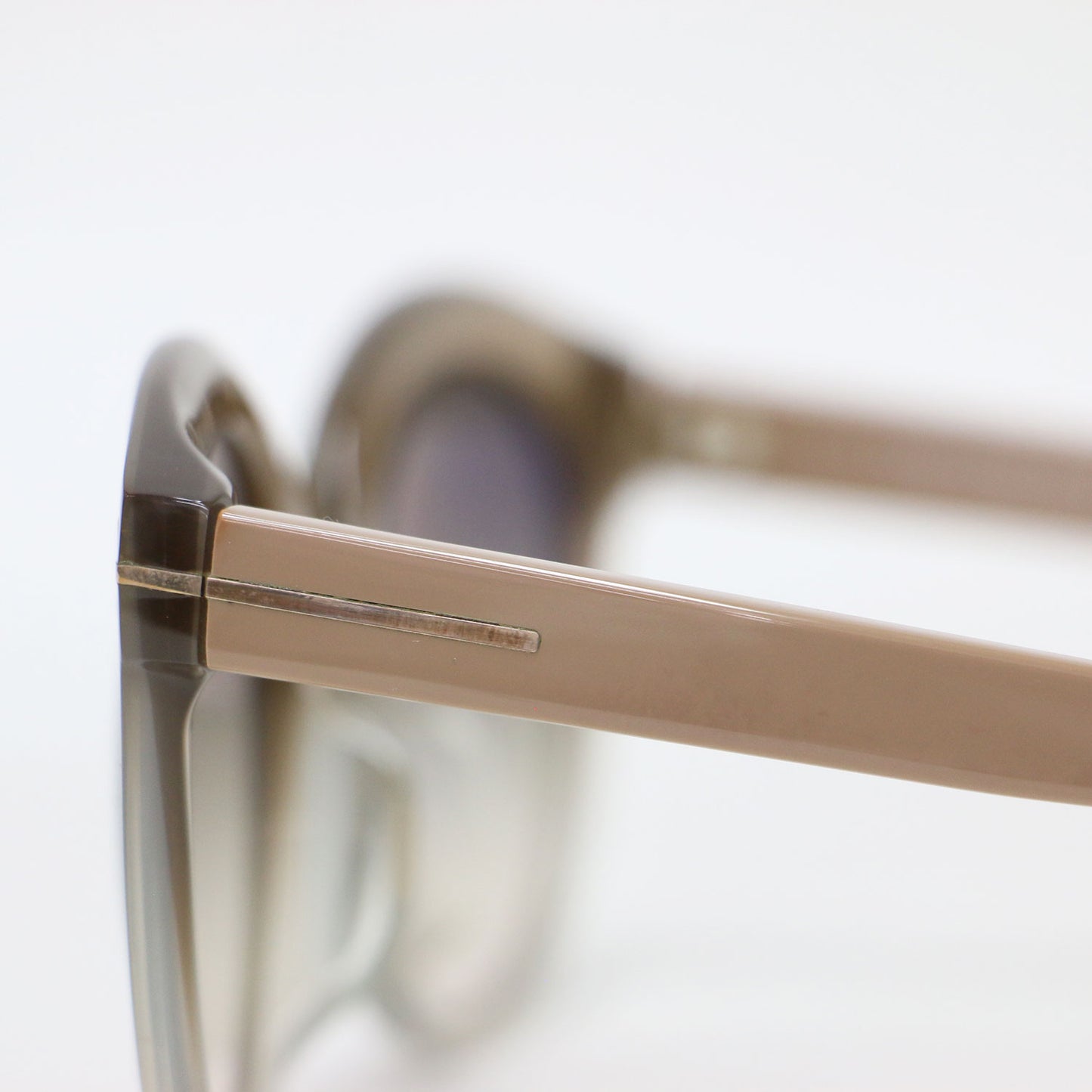 モニカ オーバル サングラス / Monica アイウェア 眼鏡 グラデーションレンズ