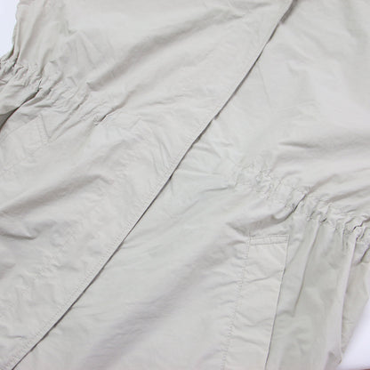 ロールパック ジャーニーズ コート NPW22360 / Rollpack Journeys Coat 長袖 膝丈 フード ギャザー スナップボタン ブランドロゴ 刺繍 ナイロン