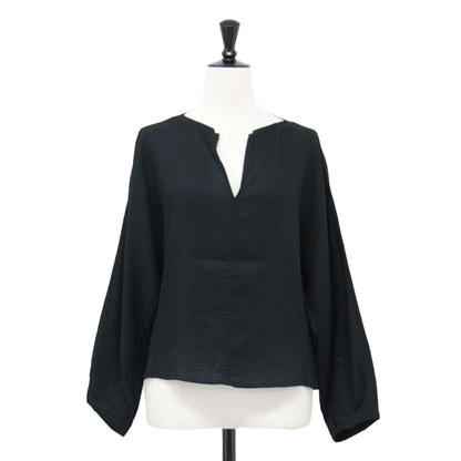 コットン ボイル ダブルクロス キーネック プルオーバー / ブラウス 長袖 Vネック ドルマンスリーブ ショート丈