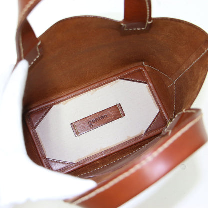 レザー アマーノ トートバッグ S / ハンドバッグ ステッチ ロゴ 牛革