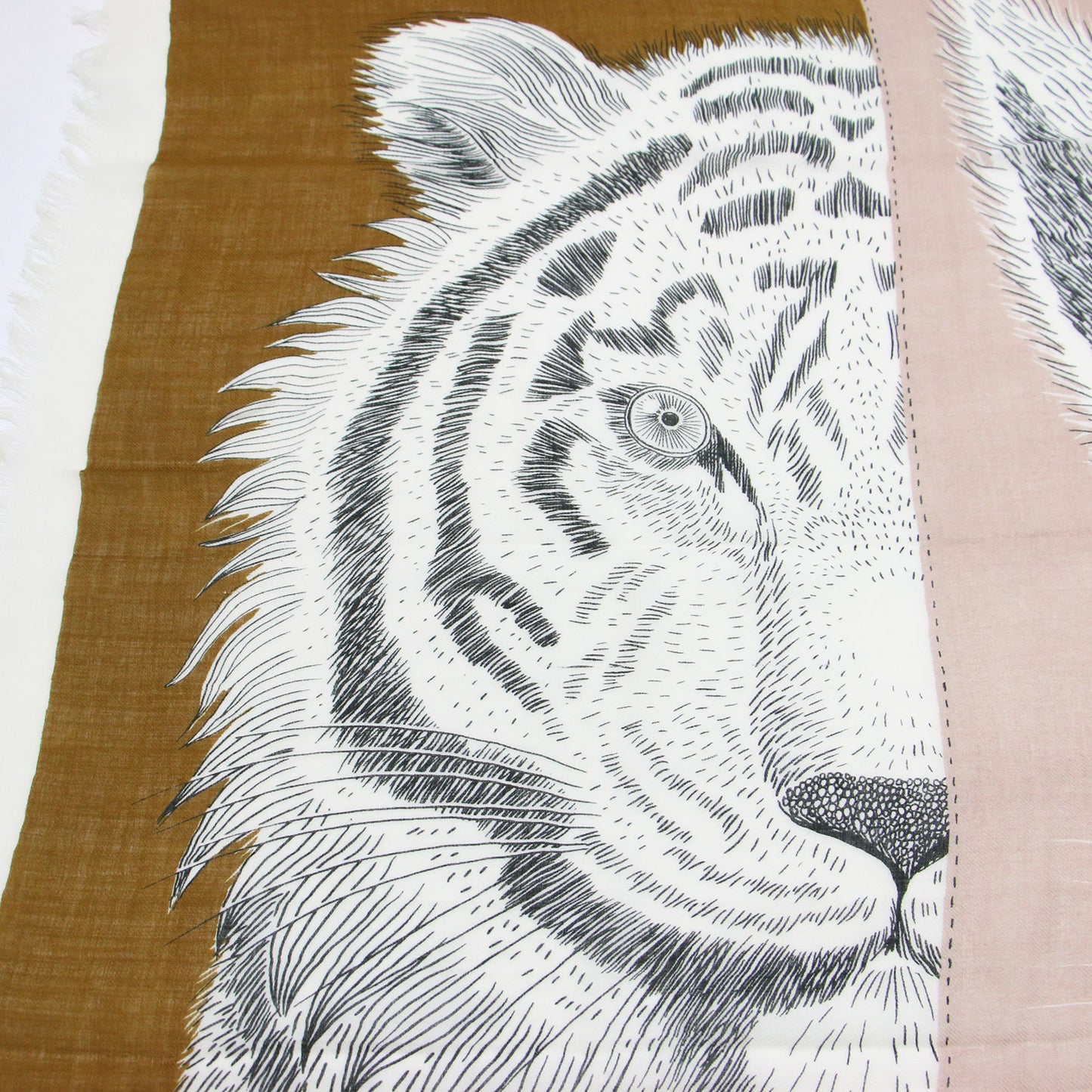 21秋冬 5匹のアニマル柄 ストール / マフラー 大判 フリンジ ウール