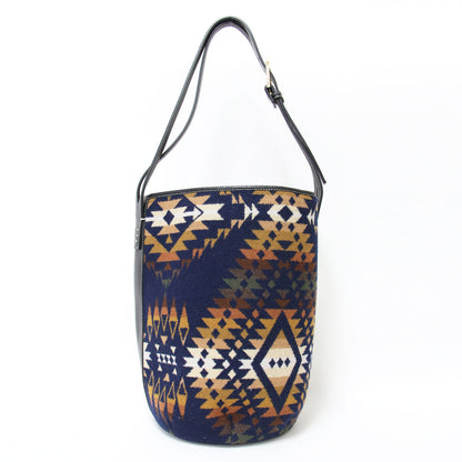 × PENDLETON マルシェ 筒型 ショルダーバッグ / MARCHE 肩掛け ネイティブ柄 ジャガード