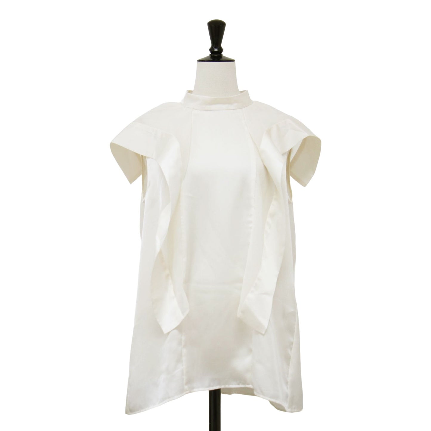 25春夏 サテン シフォン プルオーバー / Satin Chiffon Pullover ブラウス ノースリーブ スタンドカラー ドレープ