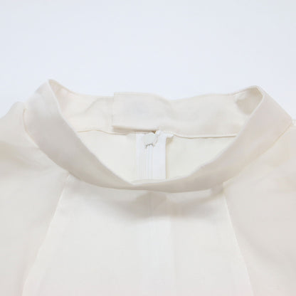 25春夏 サテン シフォン プルオーバー / Satin Chiffon Pullover ブラウス ノースリーブ スタンドカラー ドレープ