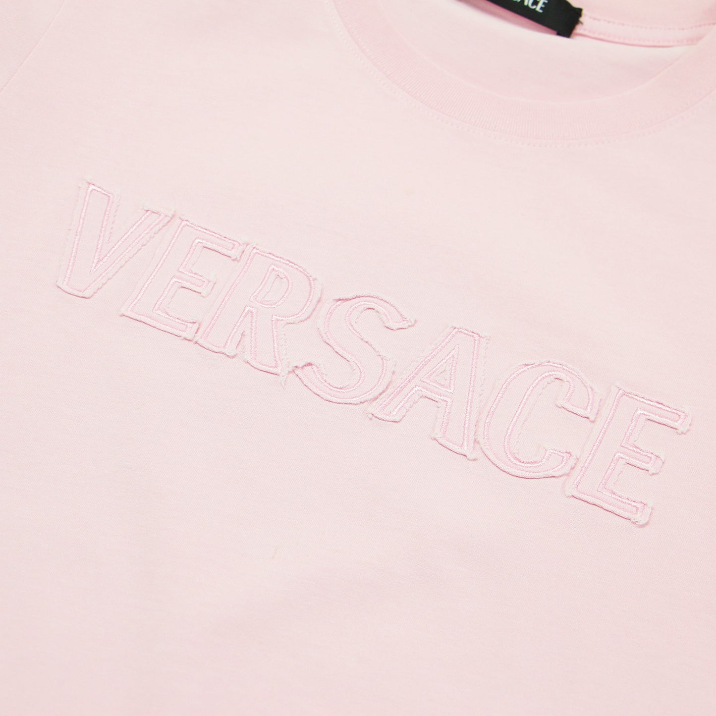 25春夏 フリンジ 刺繍入り ロゴ スリムフィット Tシャツ / カットソー クルーネック 半袖 ショートスリーブ コットン