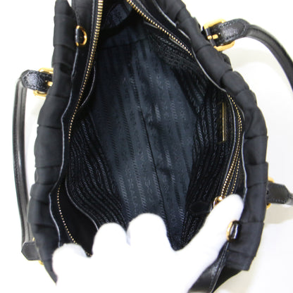 ナイロン ハンドバッグ / 1BA086 トートバッグ ギャザー メタルロゴ レザーハンドル