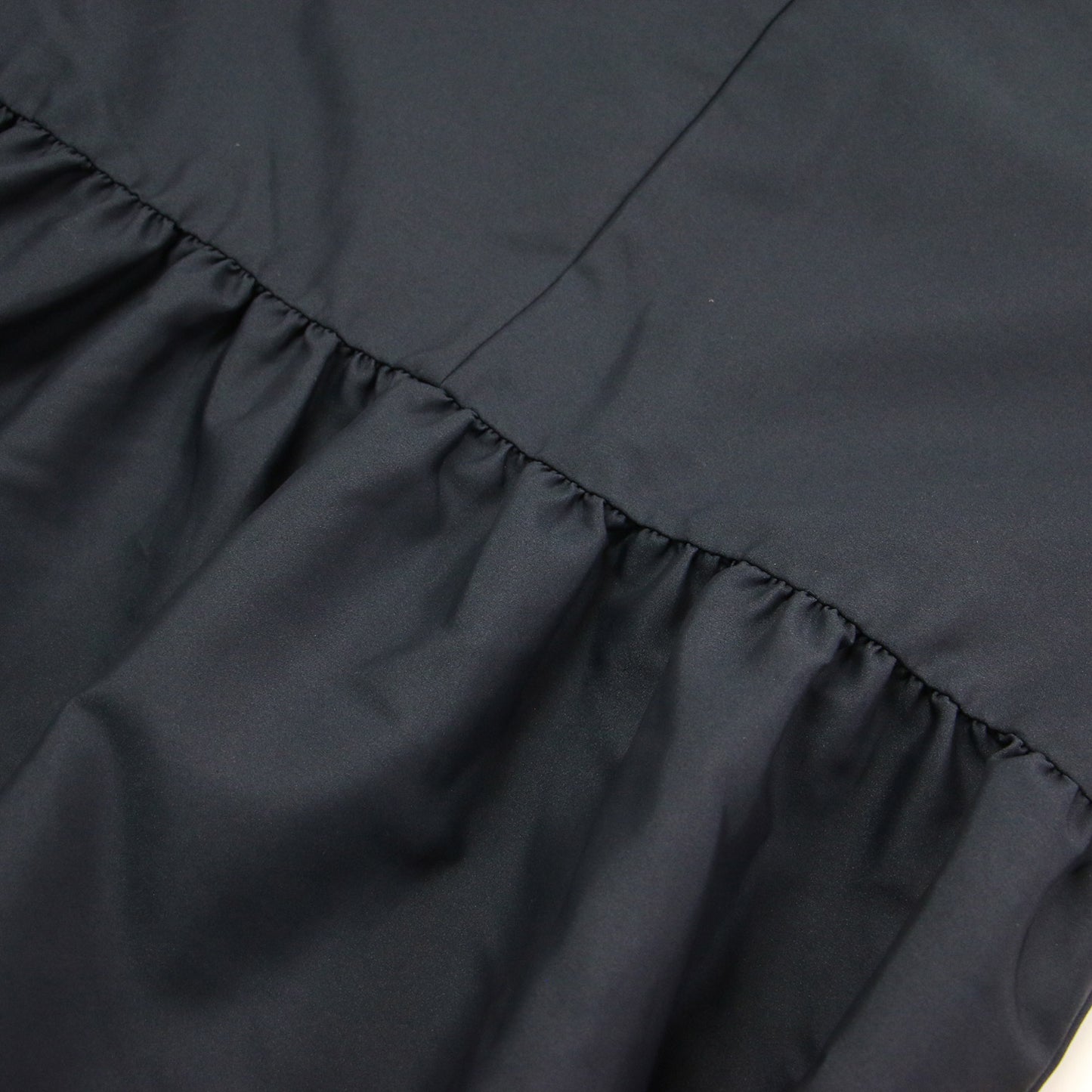 22秋冬 バックペプラム ノーカラー コート / 長袖 膝丈 コクーンシルエット ダウンショルダー