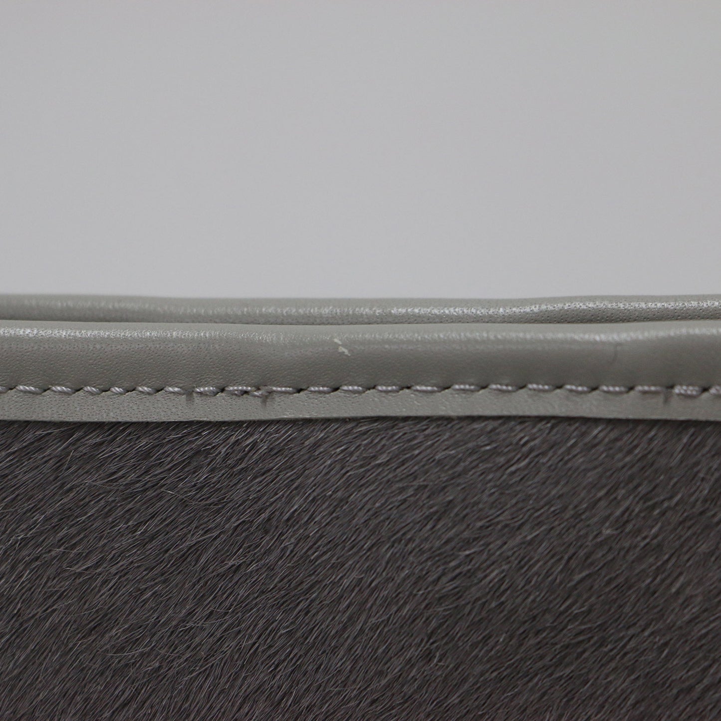 24秋冬 カウファー ショルダーバッグ / ポシェット 斜め掛け 肩掛け コンビ 本革