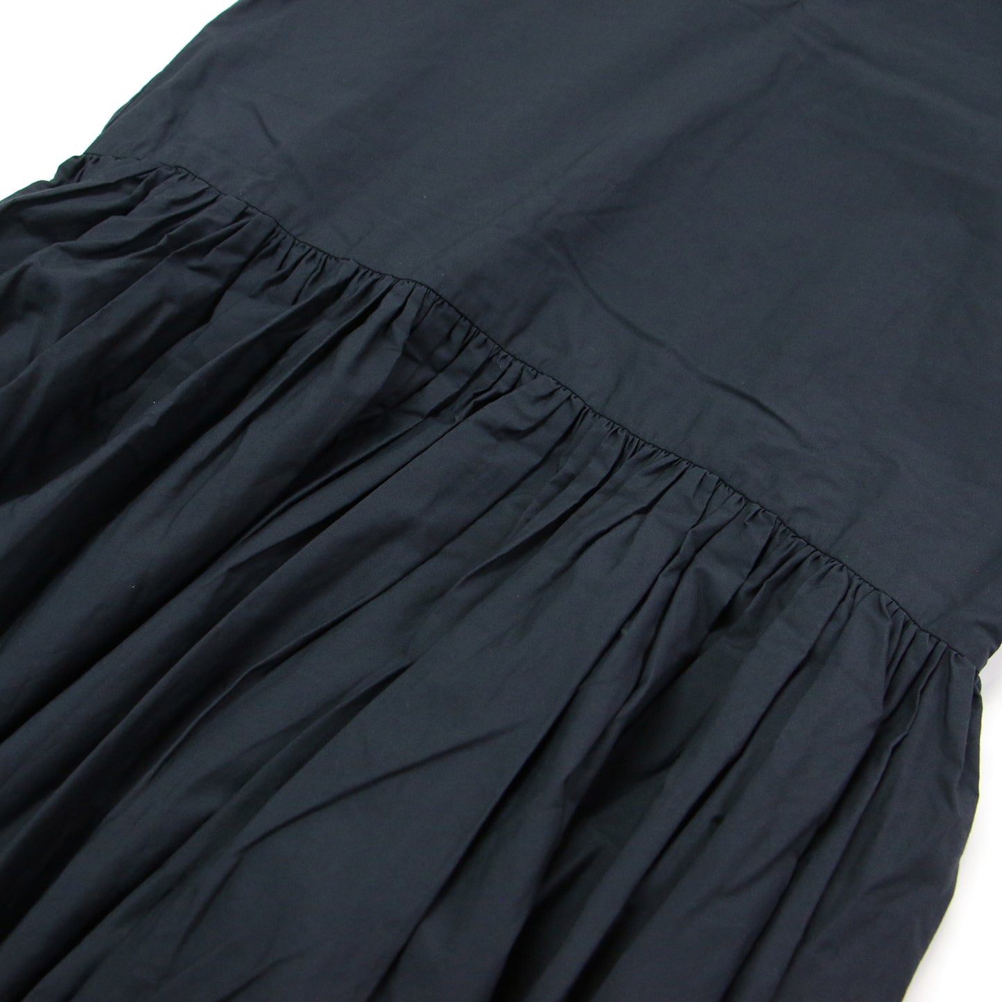 Vネック 切替 フレア ドレス / ワンピース 長袖 ロング丈 ギャザー タック コットン