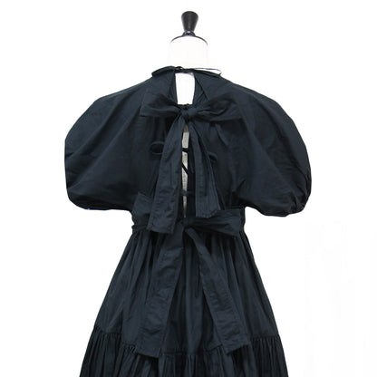 パフスリーブ ティアード ボリューム ロング ワンピース / ドレス マキシ丈 半袖 クルーネック リボン コットン