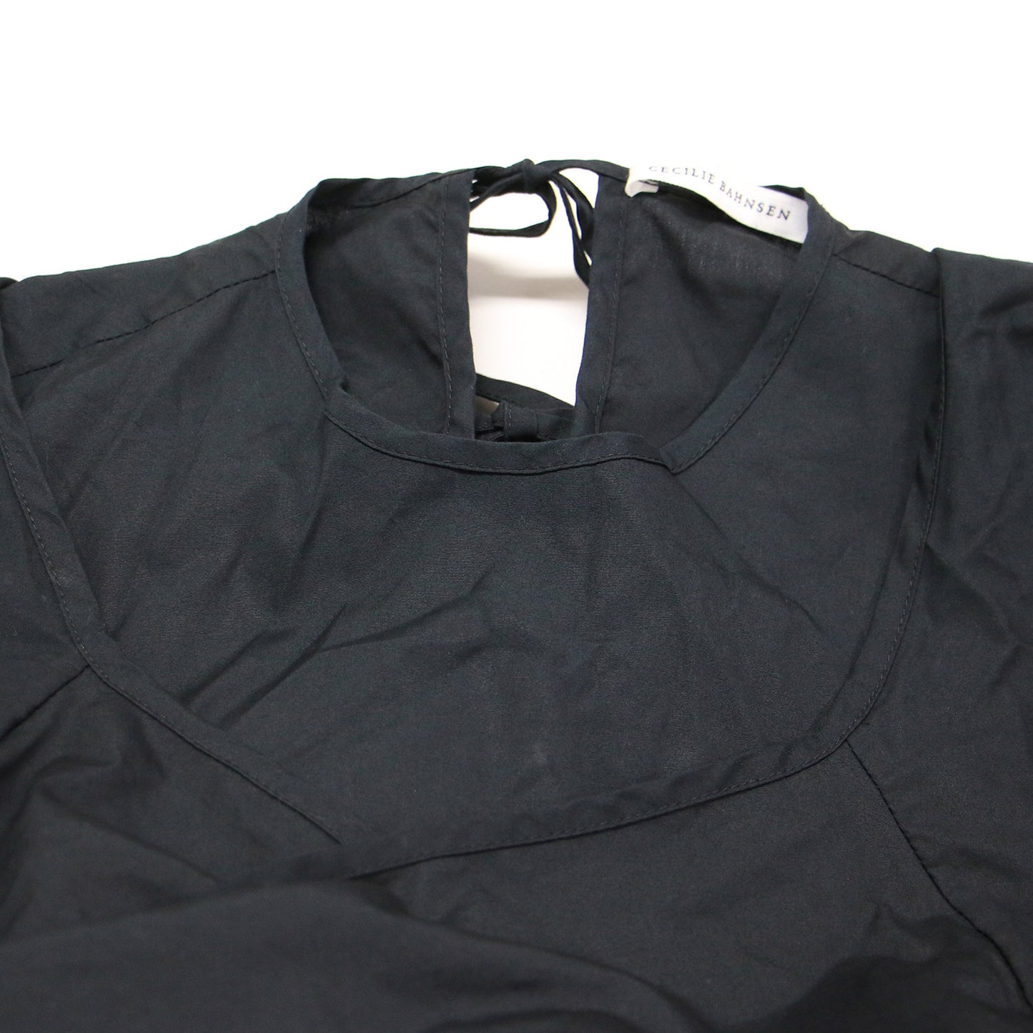 パフスリーブ ティアード ボリューム ロング ワンピース / ドレス マキシ丈 半袖 クルーネック リボン コットン