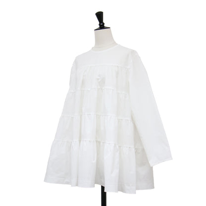 23春夏 ストレッチタフタ ティアード ブラウス / シャツ 長袖 クルーネック フレア ギャザー バックリボン タフタ