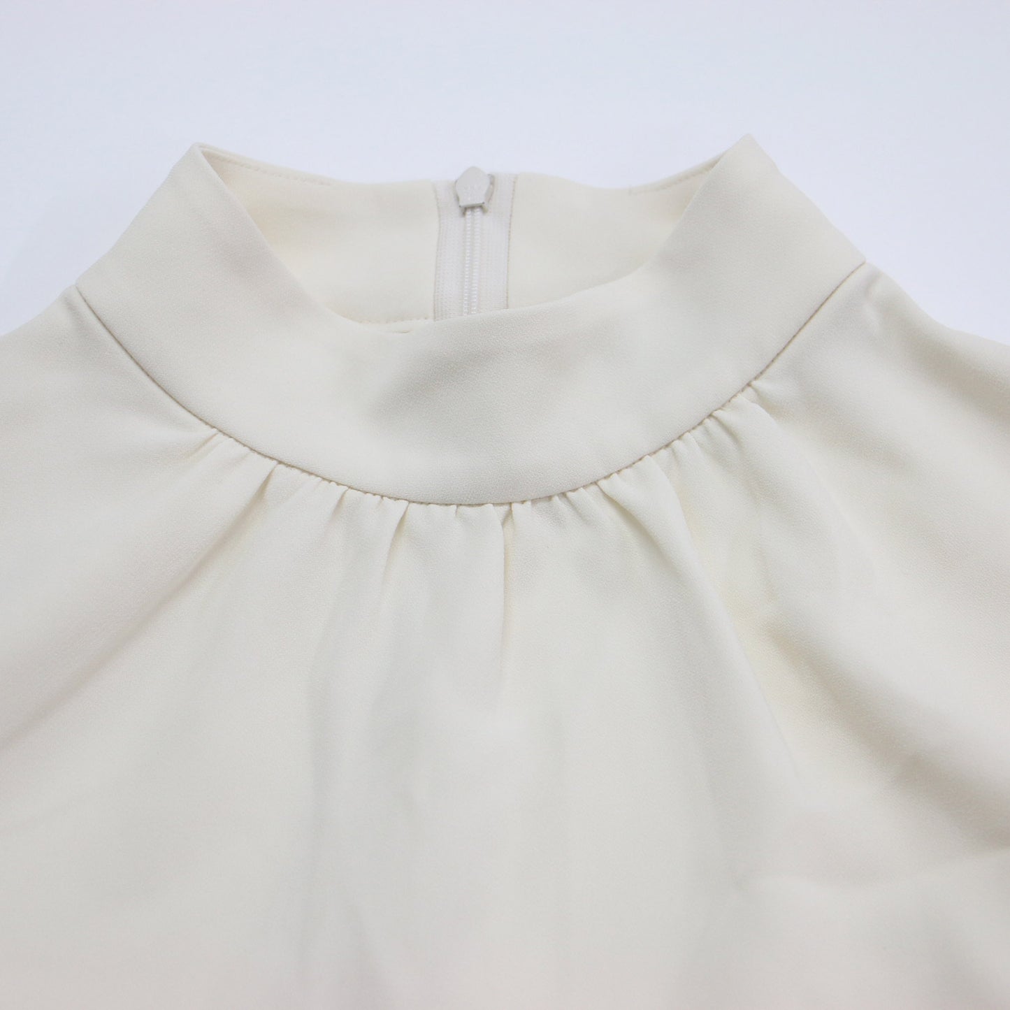 23春夏 スタンドカラー ボリュームスリーブ ブラウス / プルオーバー シャツ 長袖 ラウンドヘム