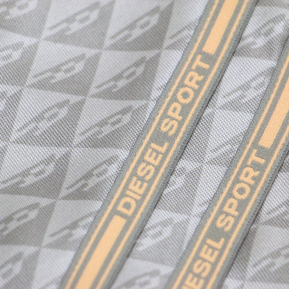 Dロゴ フーディ ジップパーカー / トラッカージャケット 長袖 クロップド丈 総柄 ネオンカラー コンパクト