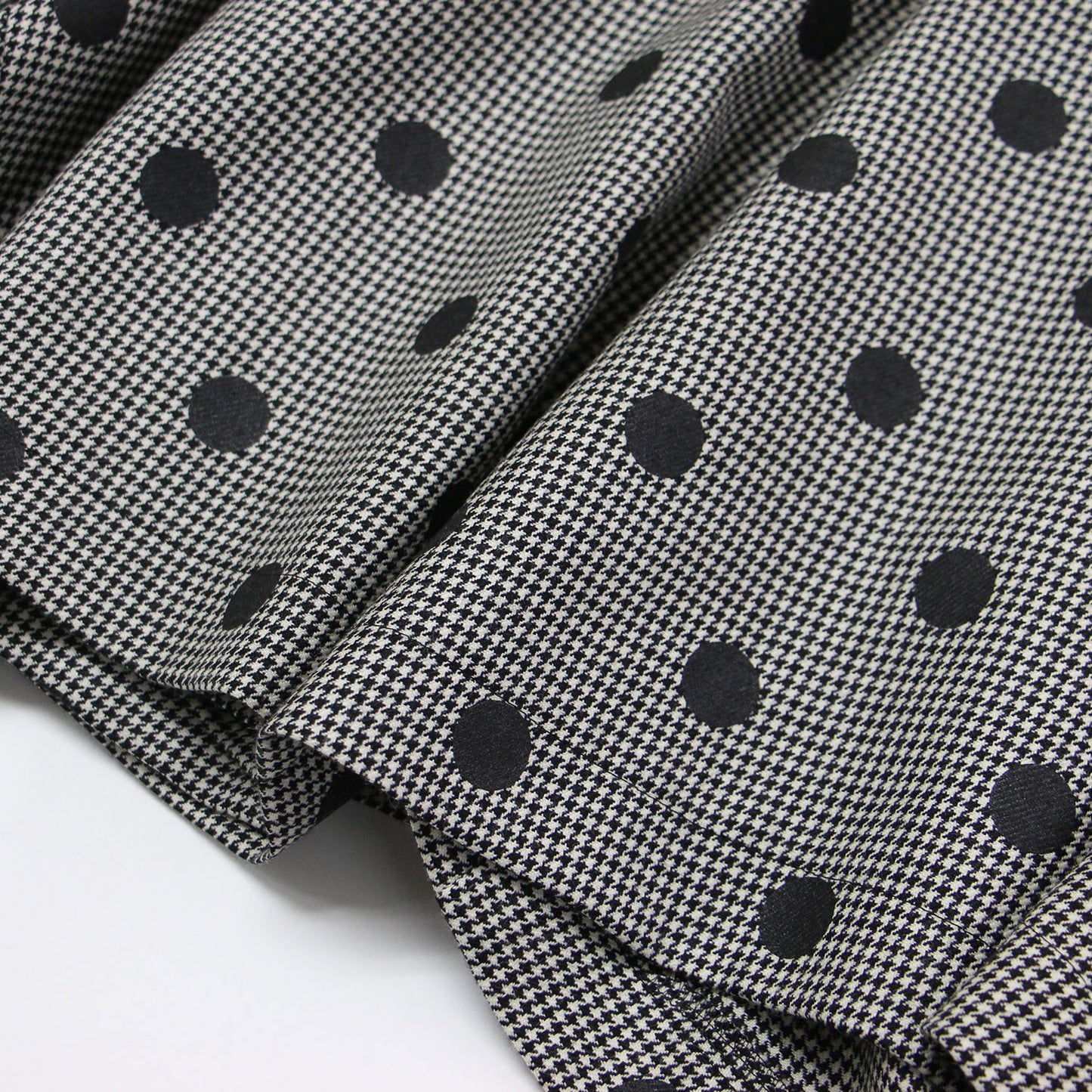 千鳥柄 ドット フレア ハーフパンツ / ワイドパンツ ミディ丈 タック ウエストゴム ウール