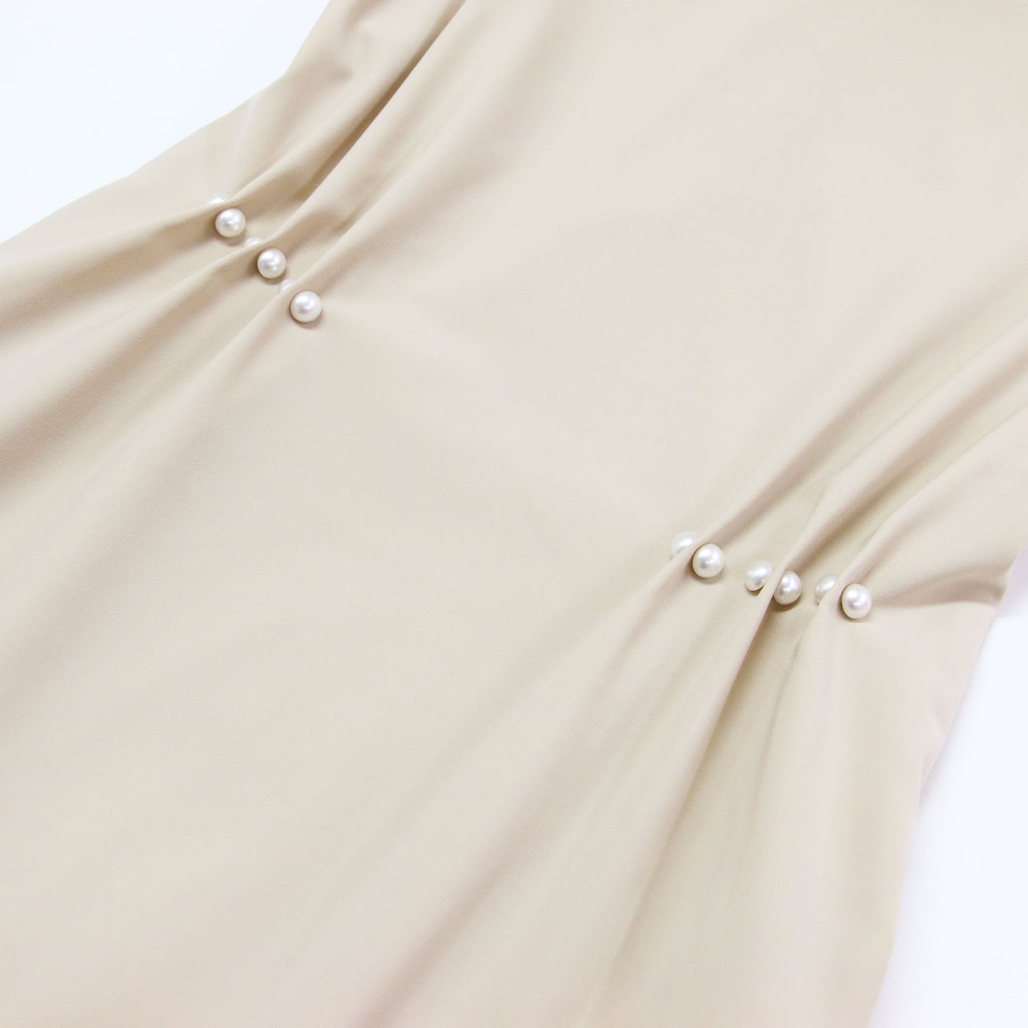 パール タック デザイン ワンピース / ノースリーブ ミディ丈 ギャザー フレア Aライン