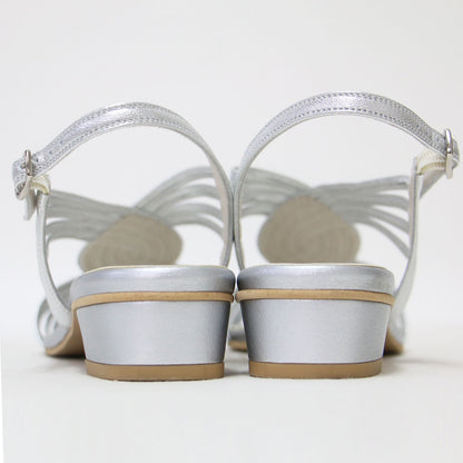 25春夏 クロス メッシュ ローヒール サンダル / スクエアトゥ メタリック ストラップ レザー