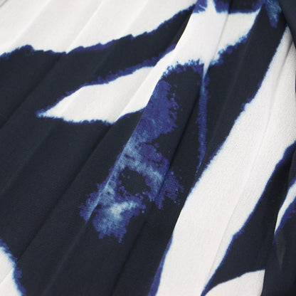 Odetta プリーツ マキシ ドレス / ワンピース ロング Vネック ノースリーブ 総柄 プリント