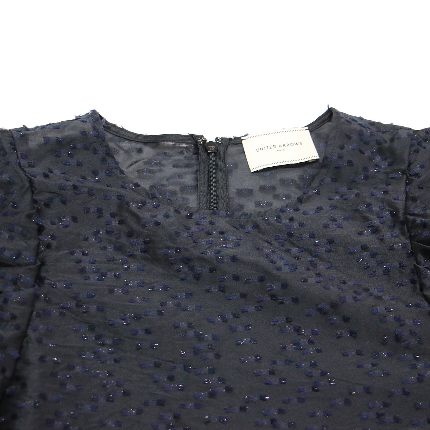 25春夏 カットジャガード パフスリーブ ブラウス / 5分袖 クルーネック シアー