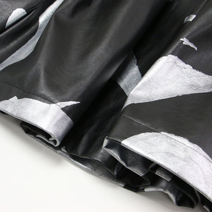 24秋冬 ペイント プリント フェイクレザー タック スカート / ミディ丈 フレア ボリューム