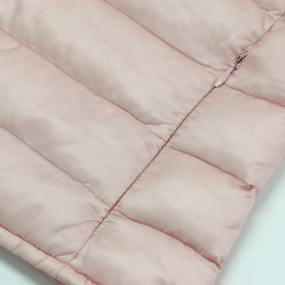 ダウンベスト LIANE GILET / ショート丈 スタンドカラー ワッペン ロゴ