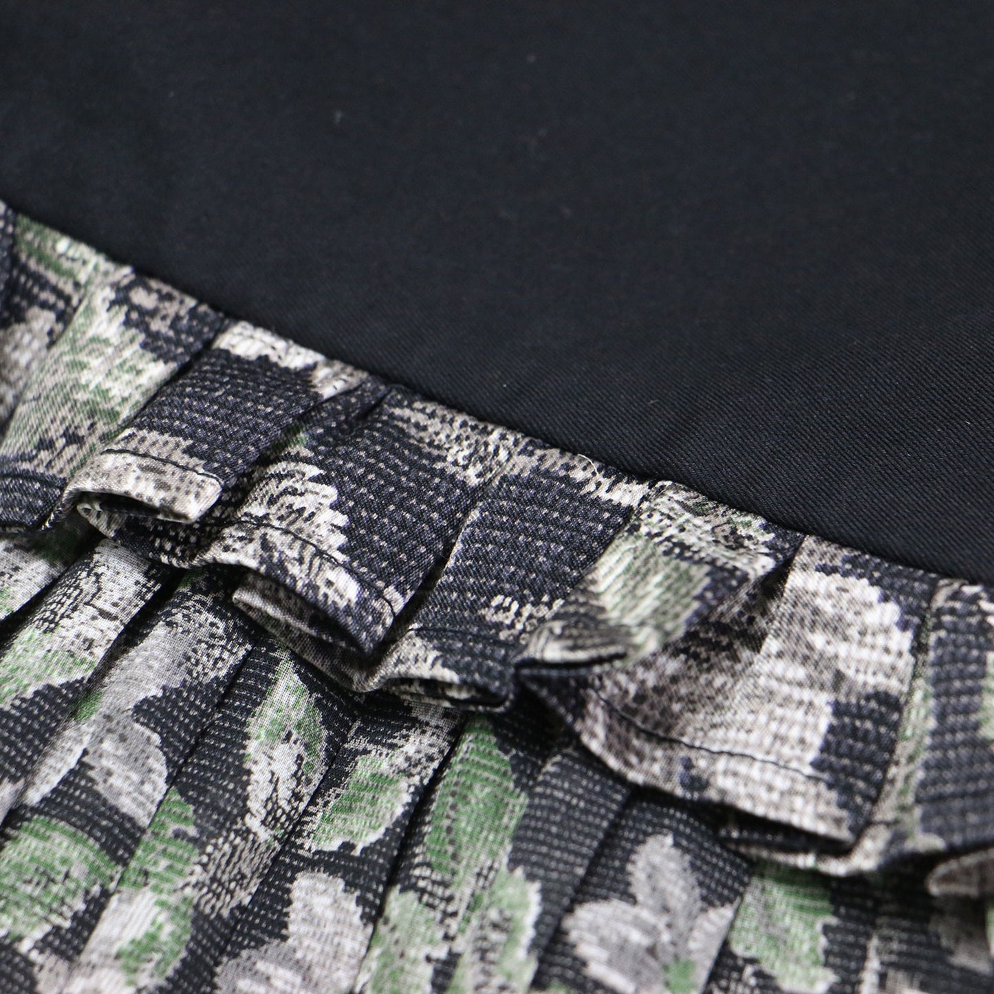 タペストリー フラワー プリーツスカート / TAPESTRY FLOWER PLEATS SKIRT ミモレ丈 ハイウエスト フレア