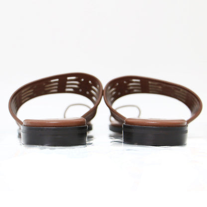 24春夏 アメリア サンダル / Amelia Sandal トングサンダル ローヒール スムース調 アナグラムモチーフ