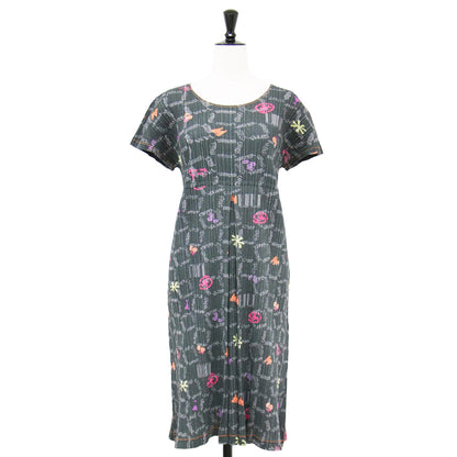 メガマート 総柄 プリーツ ワンピース / 半袖 クルーネック タック フレア Aライン コットン