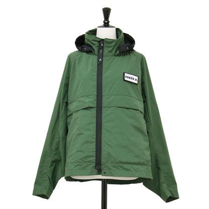 × BACH ヴェンチャー ジャケット / ブルゾン ショート丈 長袖 スタンドカラー フード付き ユニセックス ナイロン