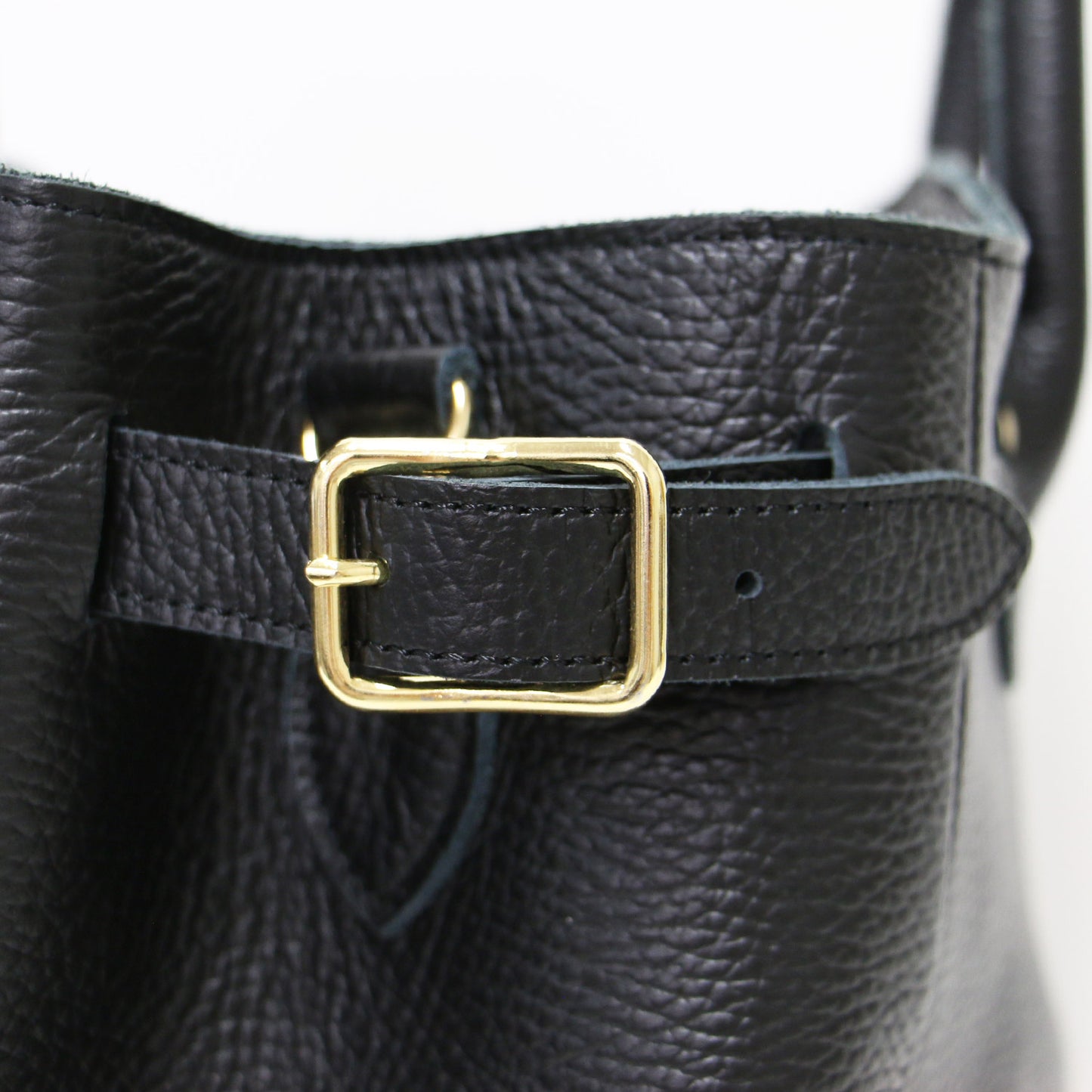 エンボス レザー ベルテッド トート / EMBOSSED LEATHER BELTED TOTE S ハンドバッグ ベルト付き 牛革